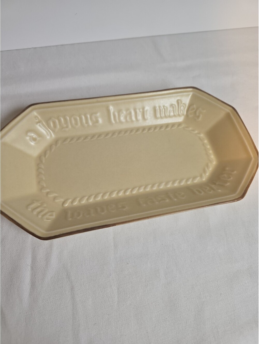 Pfaltzgraff Remembrance Tray “A Joyous Heart Makes the Loaves Taste Better”
